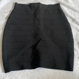 Black bodycon skirt